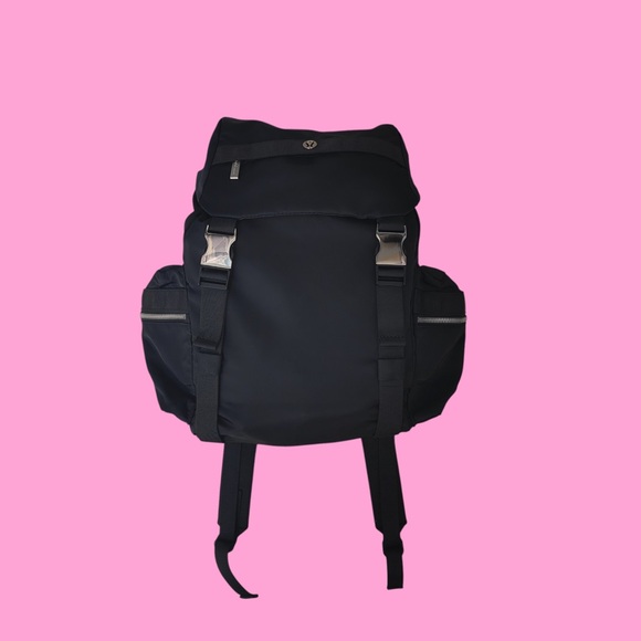 lululemon athletica Black Backpack 14L - Picture 1 of 7